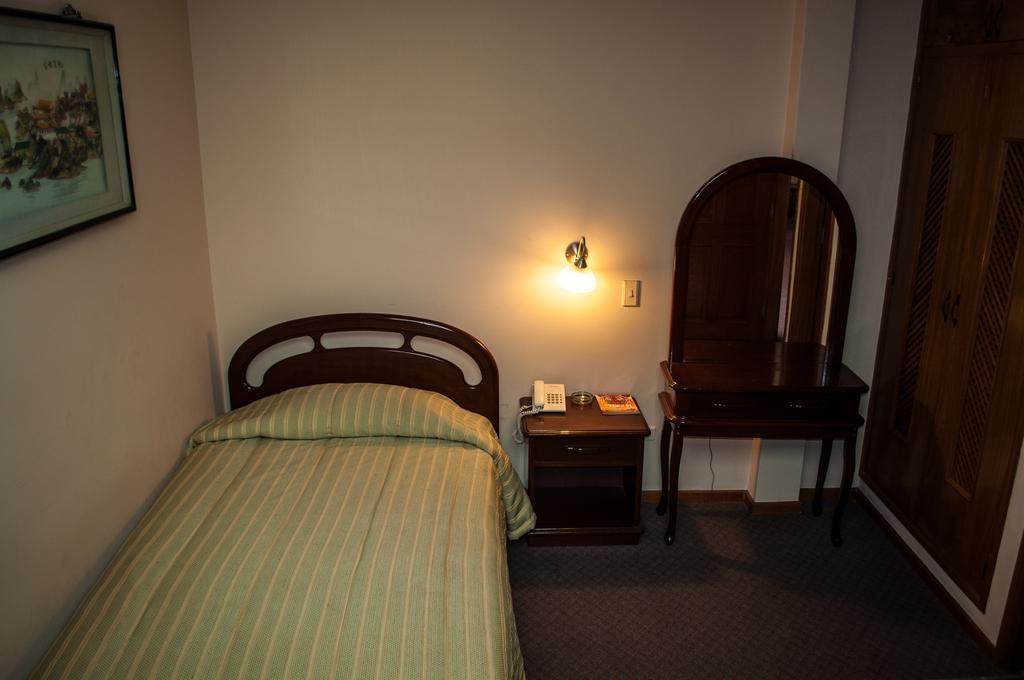 Hotel Lido Santa Cruz de La Sierra Dış mekan fotoğraf